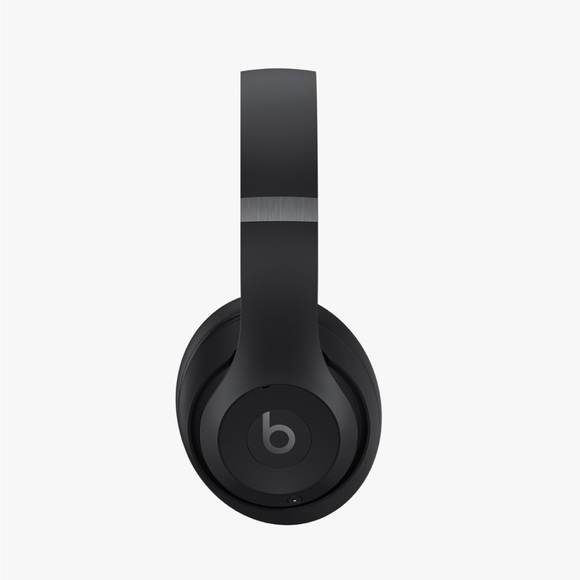 Beats by Dre Other - BEATS Studio Pro Wireless Headphones